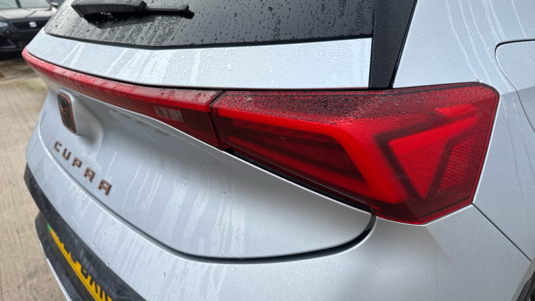 CUPRA Born 170kW e-Boost V3 79kWh 5dr Auto Electric Hatchback